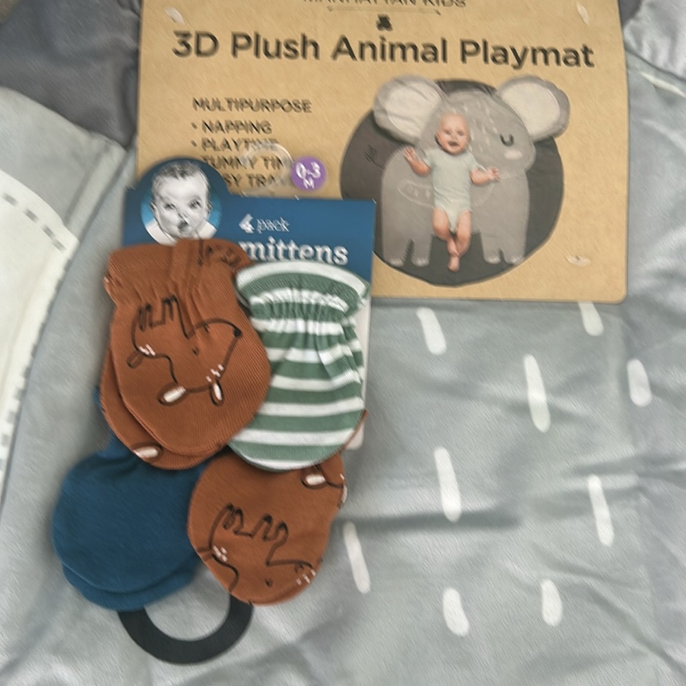 Baby Gift Bundle - Picture 2 of 5